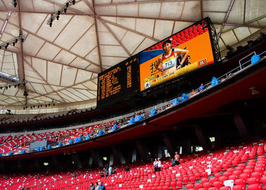 Dev P10 Stadyumu LED Ekranlar Spor Reklam Paneli 1R1G1B Yüksek Parlaklık Tedarikçi
