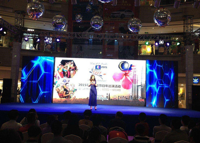 Çin Kapalı Sahne Kiralama LED Ekran P3 Yüksek Çözünürlüklü LED Video Panelleri Ultra Parlaklık Fabrika