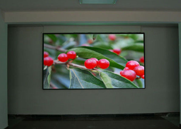 Çin IP 54 Tam Renkli LED Ekran Video Duvar TV Paneli P5 Slim Die - Geniş Görüş Açısı Açısı Fabrika