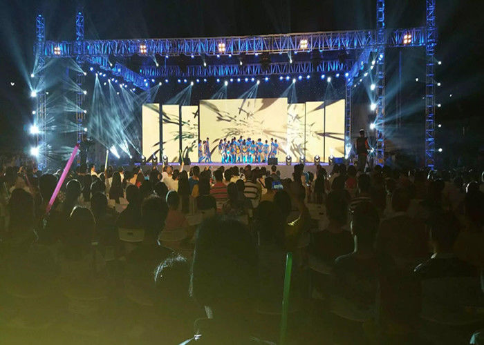 Çin Konser Sahne Kapalı Kiralık LED Ekran Tam Renkli P4 Ekran Boyutunu Özelleştir Fabrika
