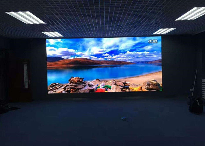 Çin Otel Lobisinde P4 Kapalı Reklam LED Ekran, 400W LED Video Panelleri 4m Görüş mesafesi Fabrika