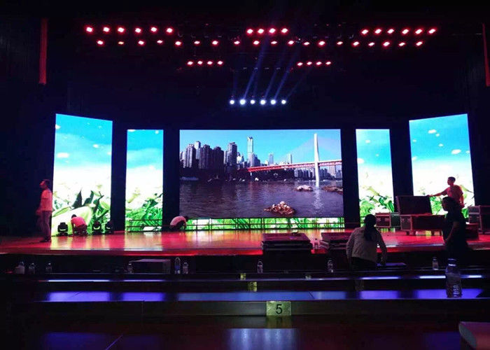 Çin Tam Renkli Led Video Duvar Kiralama, Dekoratif Sahne Arka Plan Led Ekran P3.91 Fabrika