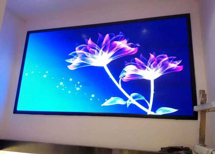 Çin Enerji Tasarrufu P5 LED Reklam Ekranı Otel Lobisi LED Ekran Paneli Ticari Tip Fabrika