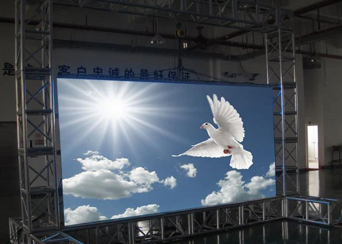 Çin Yüksek Çözünürlüklü LED Dijital Ekran Ekranları, Reklam LED Ekran Video Duvarı Fabrika