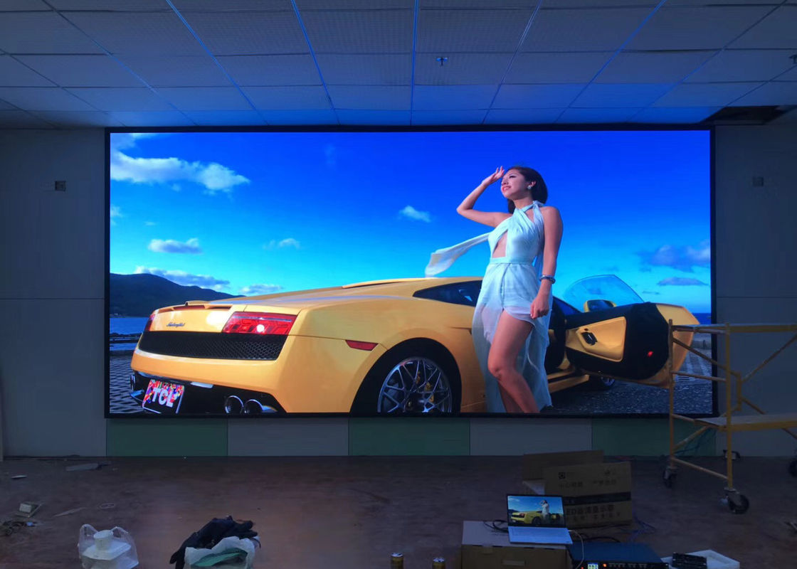 Çin Reklam P4 Kapalı LED Ekran, Toplantı Odası Video Duvar İçin LED Paneller Fabrika