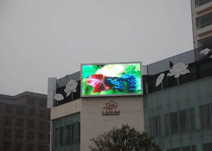 Çin Dayanıklı Enerji Tasarrufu Açık Sabit LED Ekran P10 DIP Vurgulanan 2 Yıl Garanti Fabrika